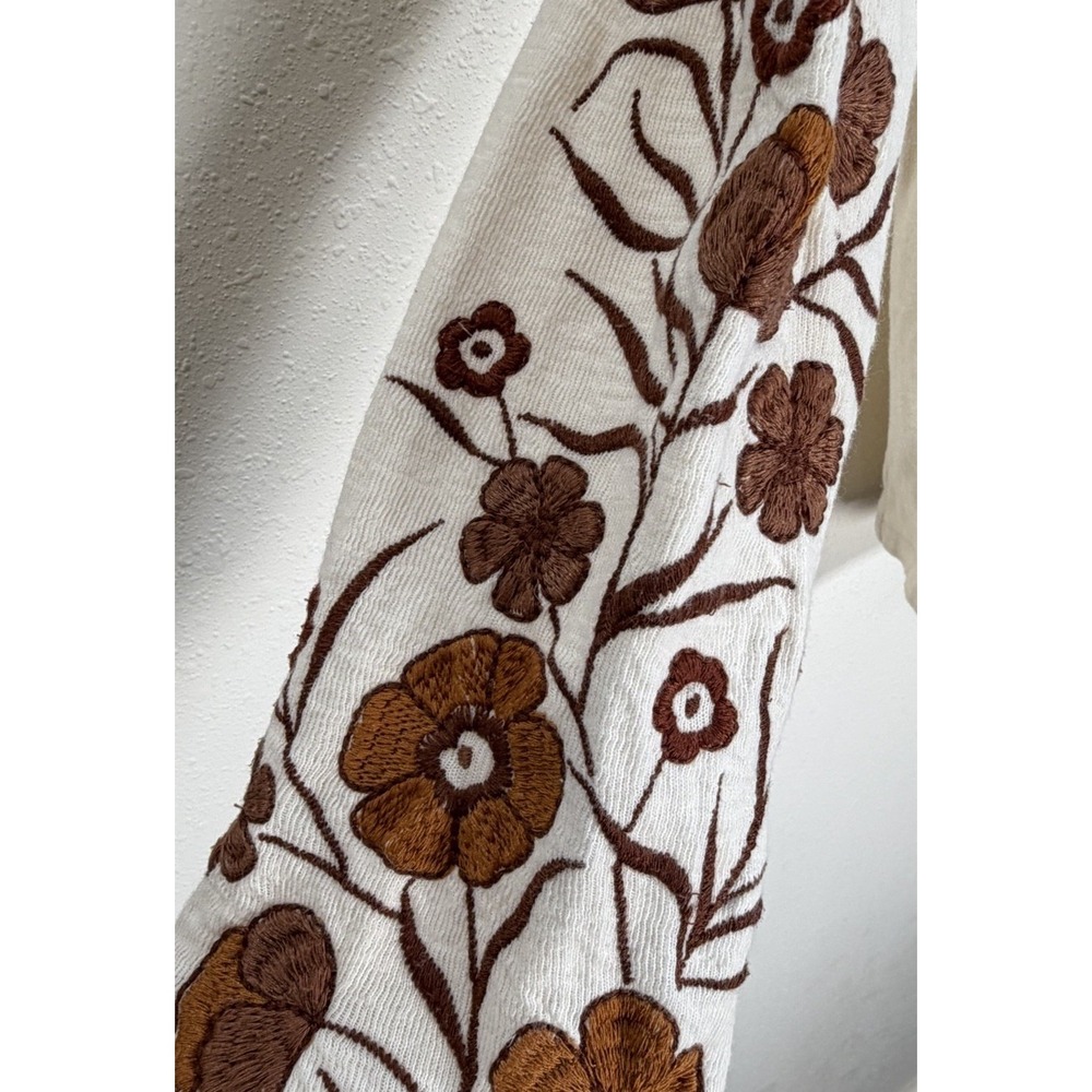 Aventura Henley Top Womens Sz L Cream Organic Floral Embroidered Boho Cottage - Picture 5 of 8